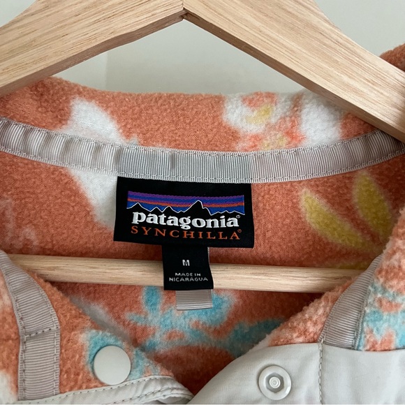 Patagonia Synchilla Snap-T fleece pullover / Power in Peach - Picture 3 of 5